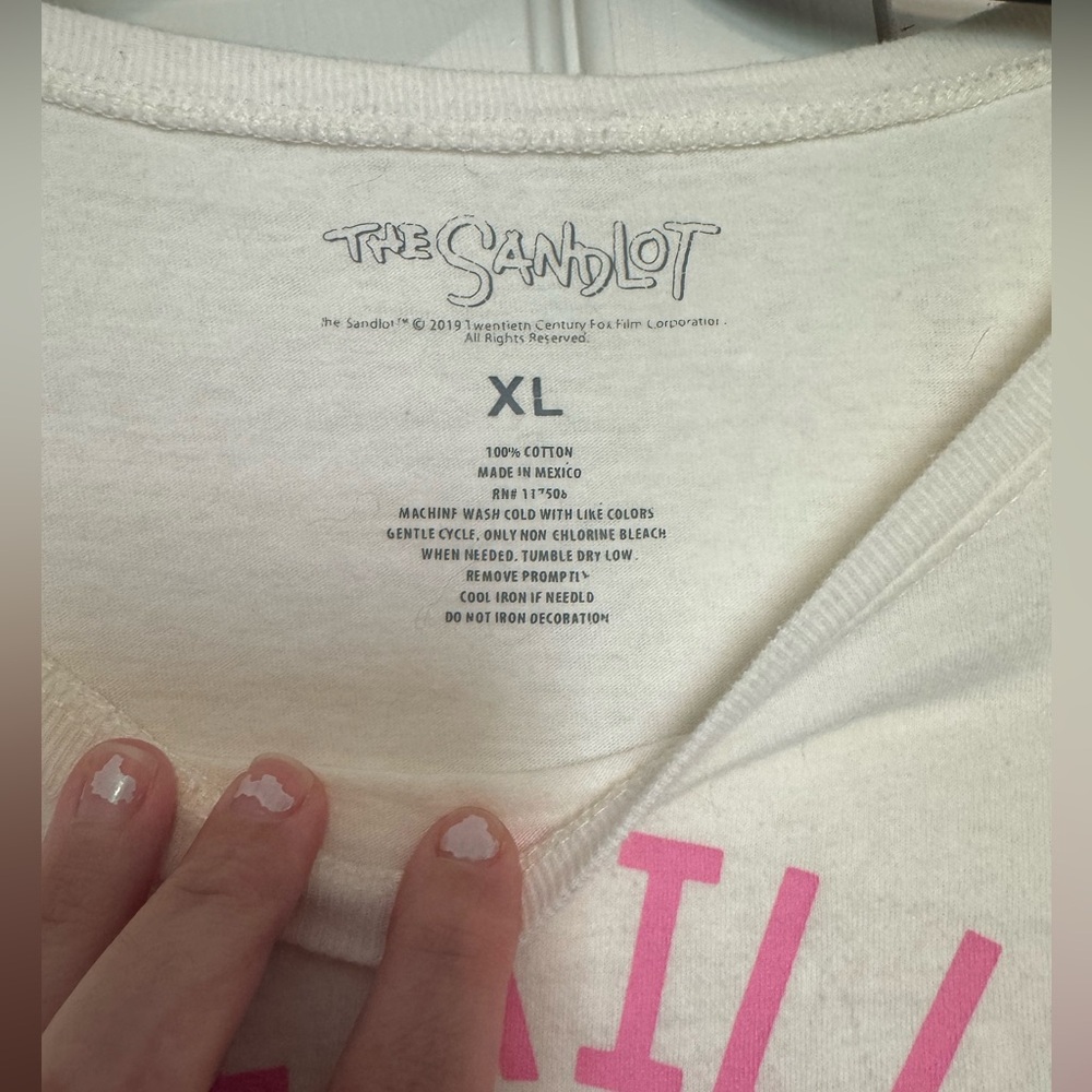 The Sandlot White Crop Top size XL - Picture 2 of 4